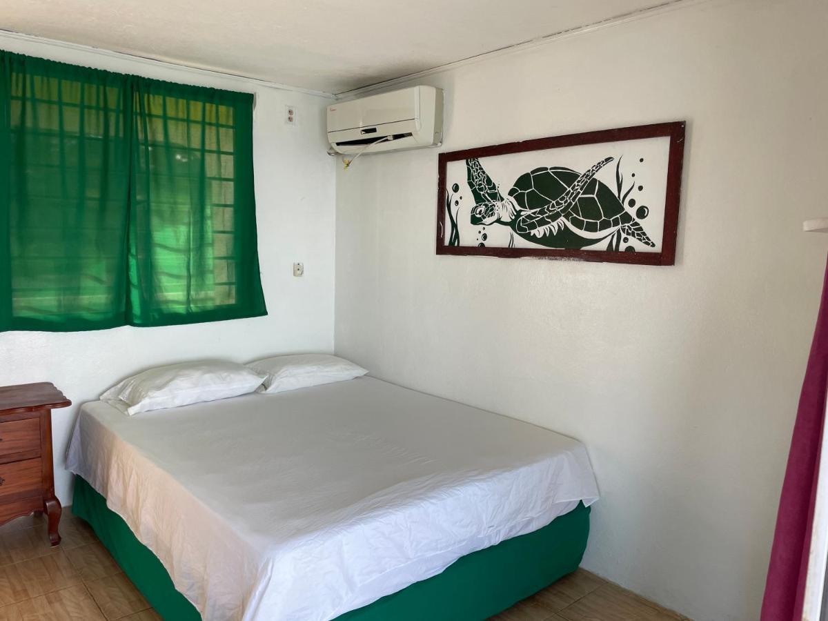 The Wave Hostel Corn Island Brig Bay Eksteriør bilde